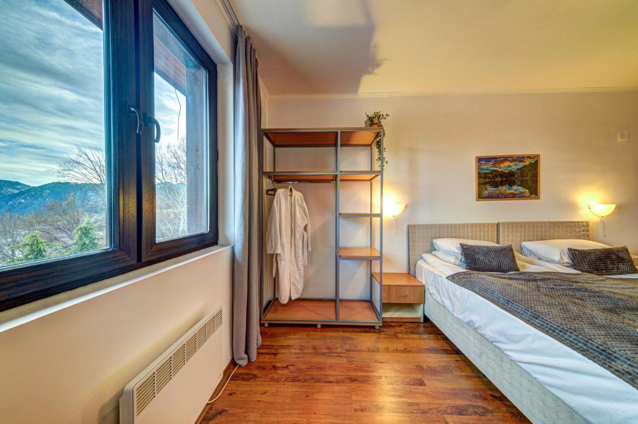 Aparthotel Silver Hills Free Parking Smolyan Exterior photo